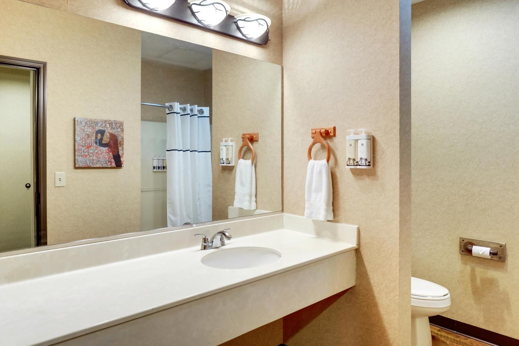 Stoney Creek Hotel La Crosse - Onalaska Room photo